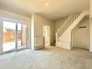 Dining Room- click for photo gallery